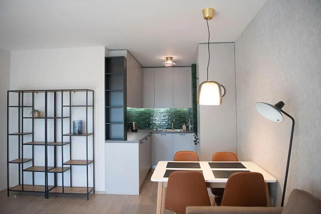 Madrid: A Modern 2-Bedroom Apartment With Parking Sofia