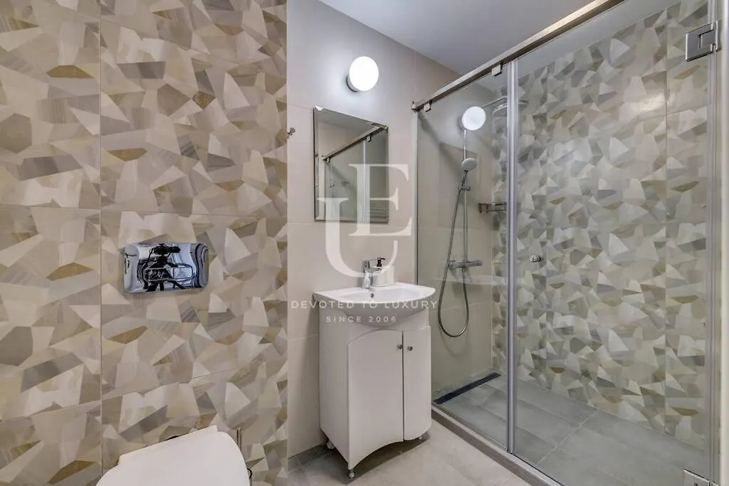 Madrid: A Modern 2-Bedroom Apartment With Parking Sofía Bulgaria